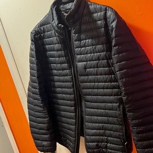 Eddie Bauer black light puffer jacket. Size S